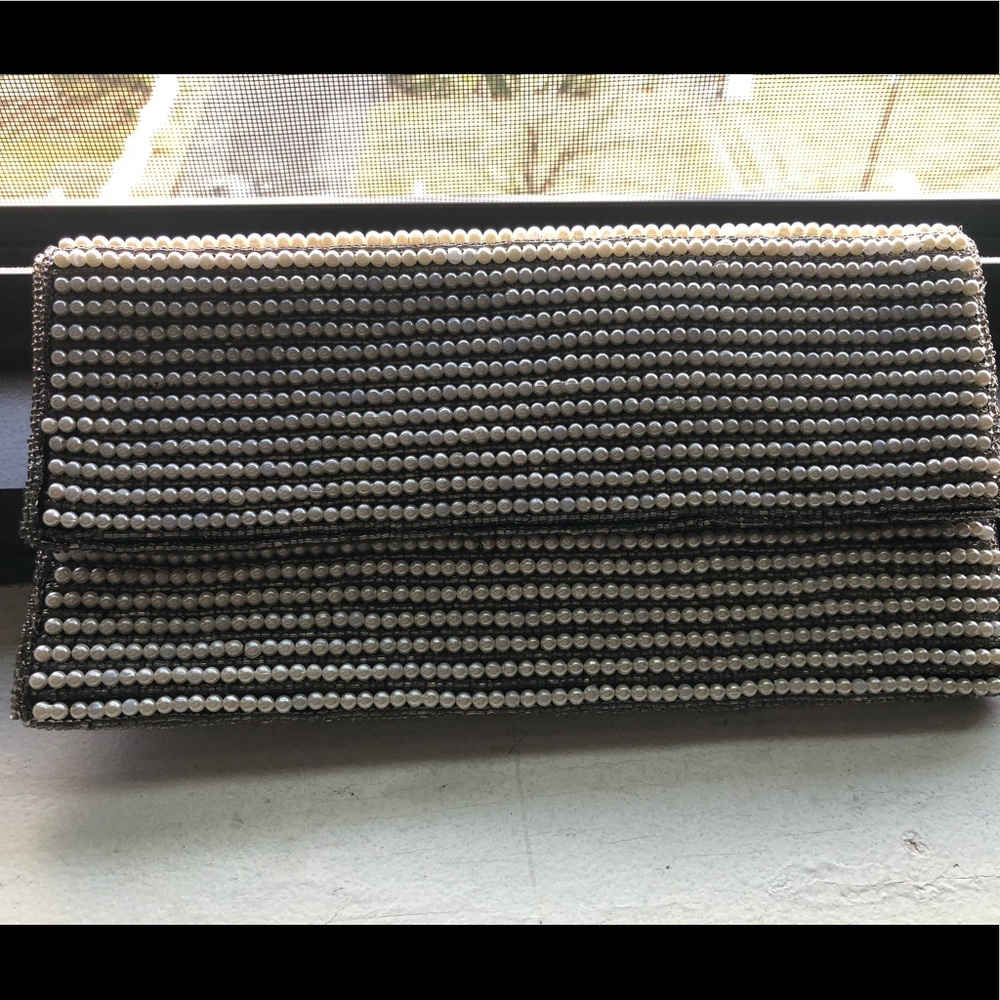 Cute pearl clutch